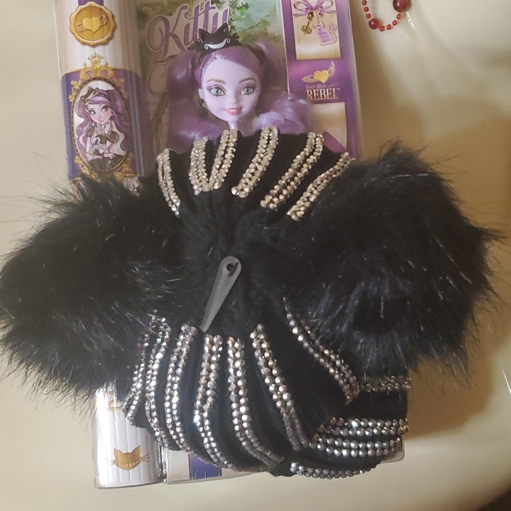 SILVER STUDDED RHINESTONE HAT - Picture 13 of 16